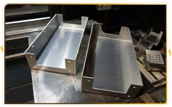Gia công chấn gấp chi tiết máy tại Hà Minh Tech