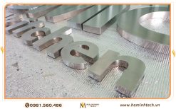 Gia công cắt laser chữ nổi theo yêu cầu